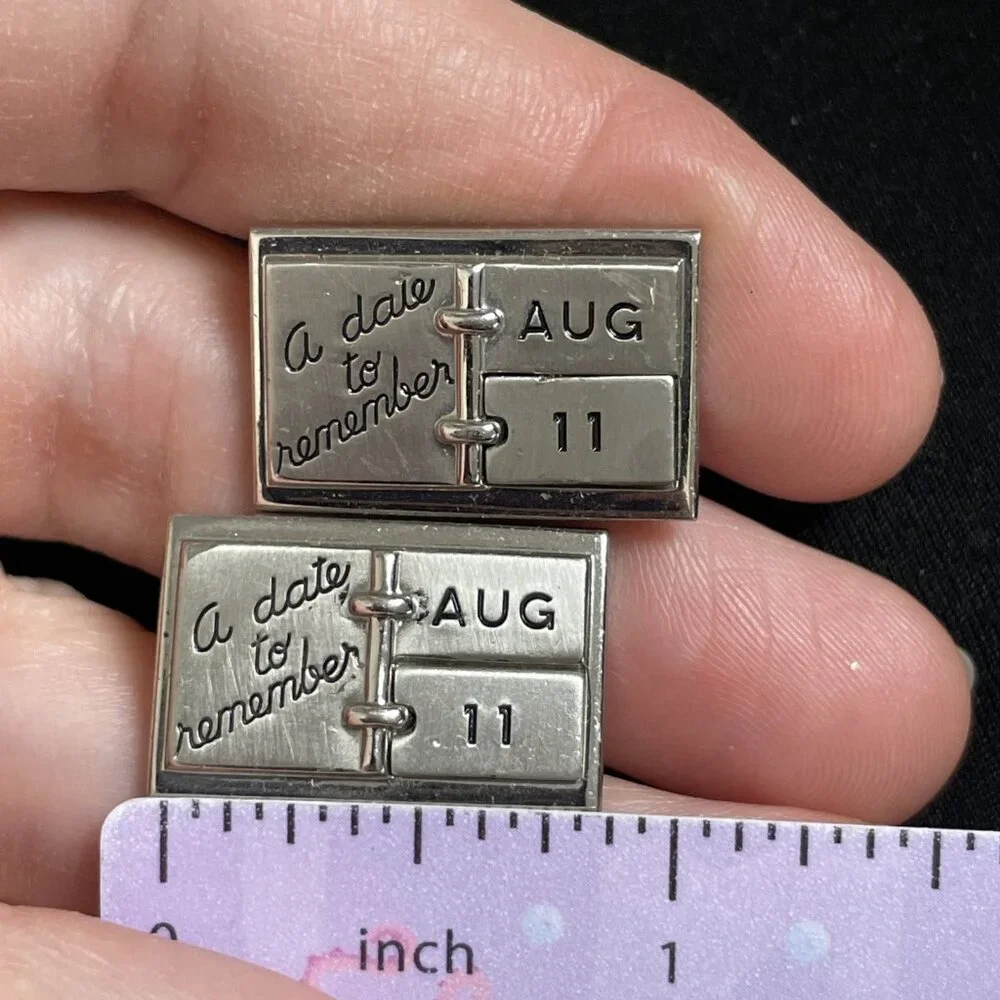 Vintage Signed SWANK Mens Silver-tone Cufflinks A Date To Remember August 11